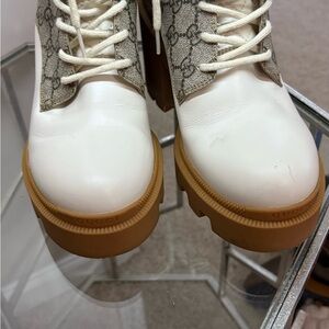 Authentic Gucci Women's Cream and Brown Lace-Up Boots